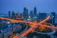 商業(yè)綜合體泛光照明：場(chǎng)景化設計與商業(yè)價(jià)值提升